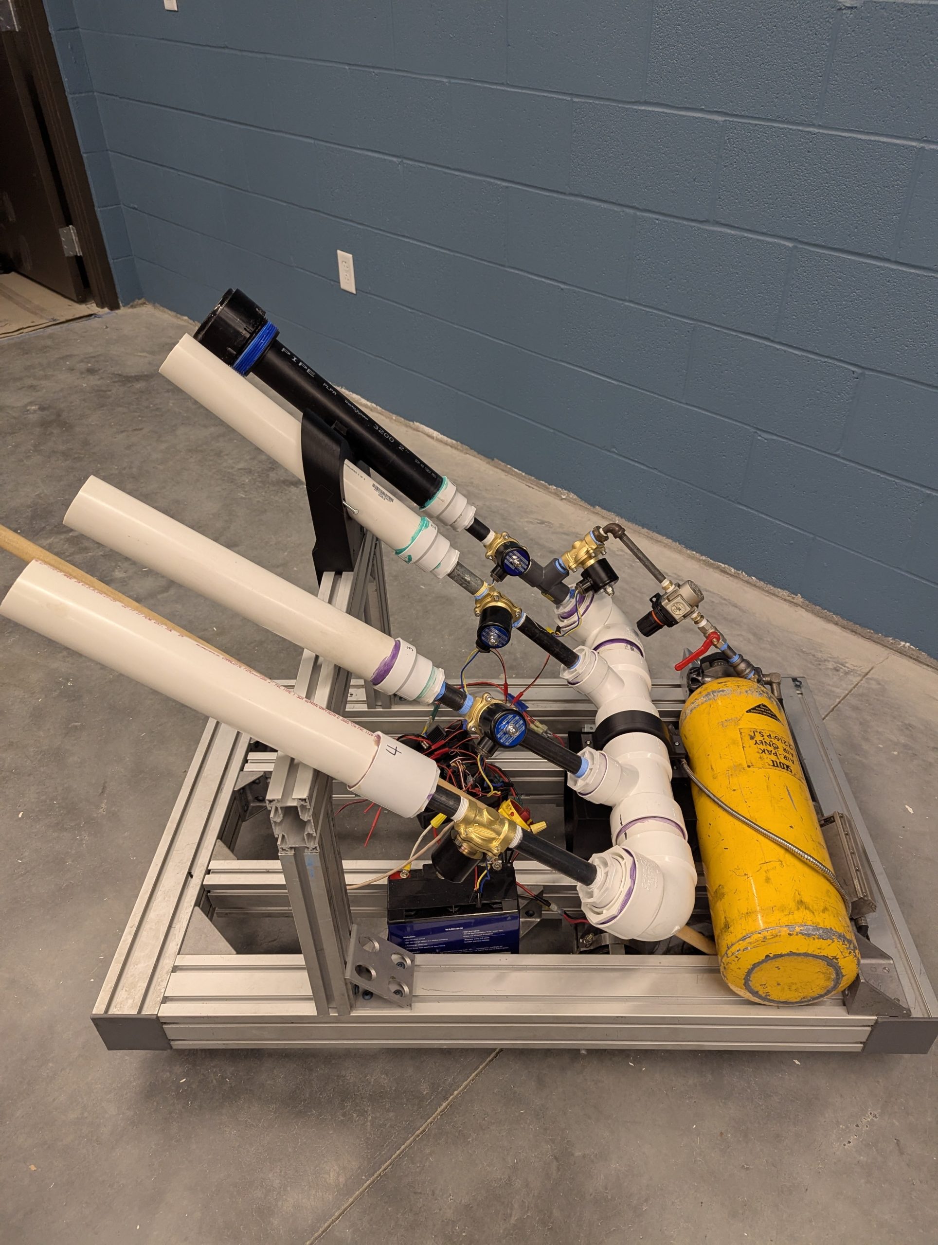T-Shirt Cannon Robot