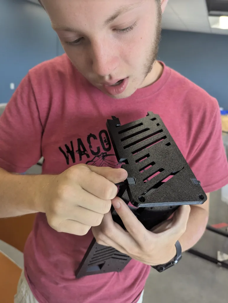 Testing the strength of a 3D printed part joined together